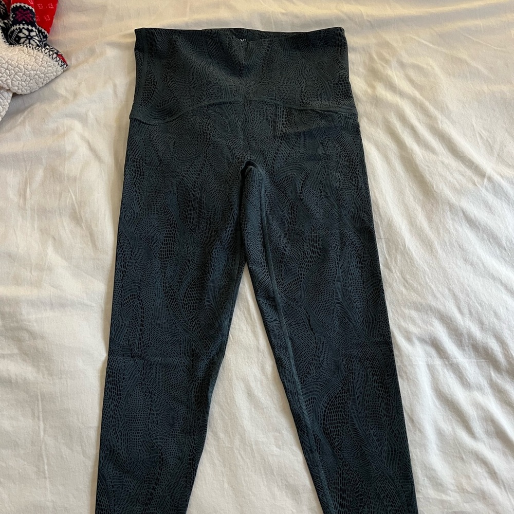 SPANX Booty Boost Leggings